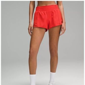 Lululemon hotty hot short 4in